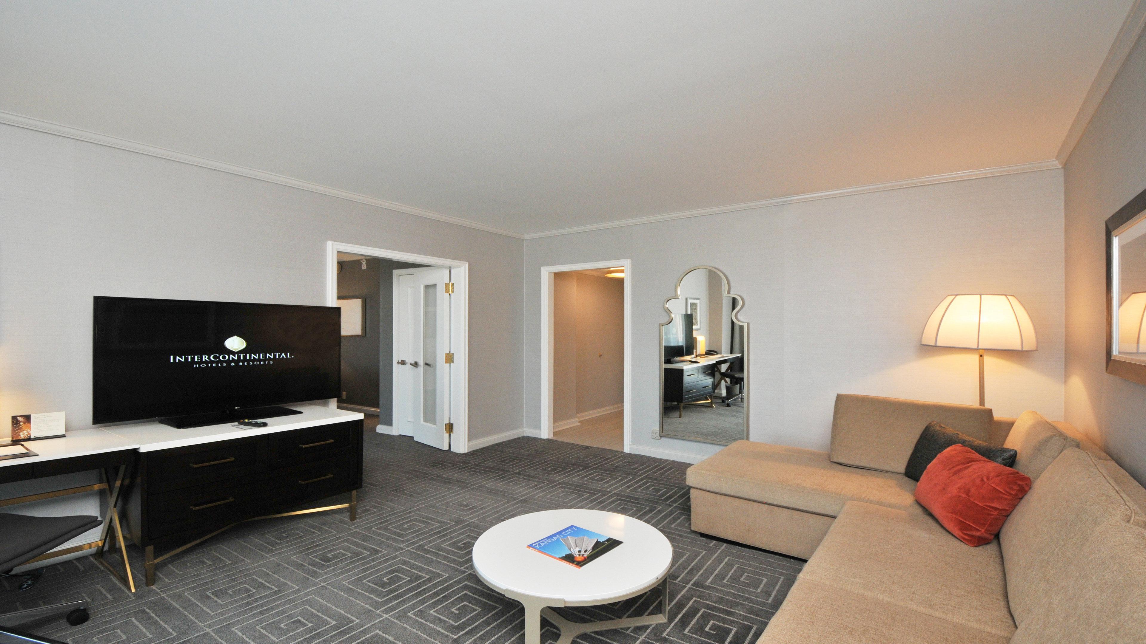 อินเตอร์คอนติเนนตัล แคนซัสซิตี้ แอท เดอะพลาซา Hotel ภายนอก รูปภาพ