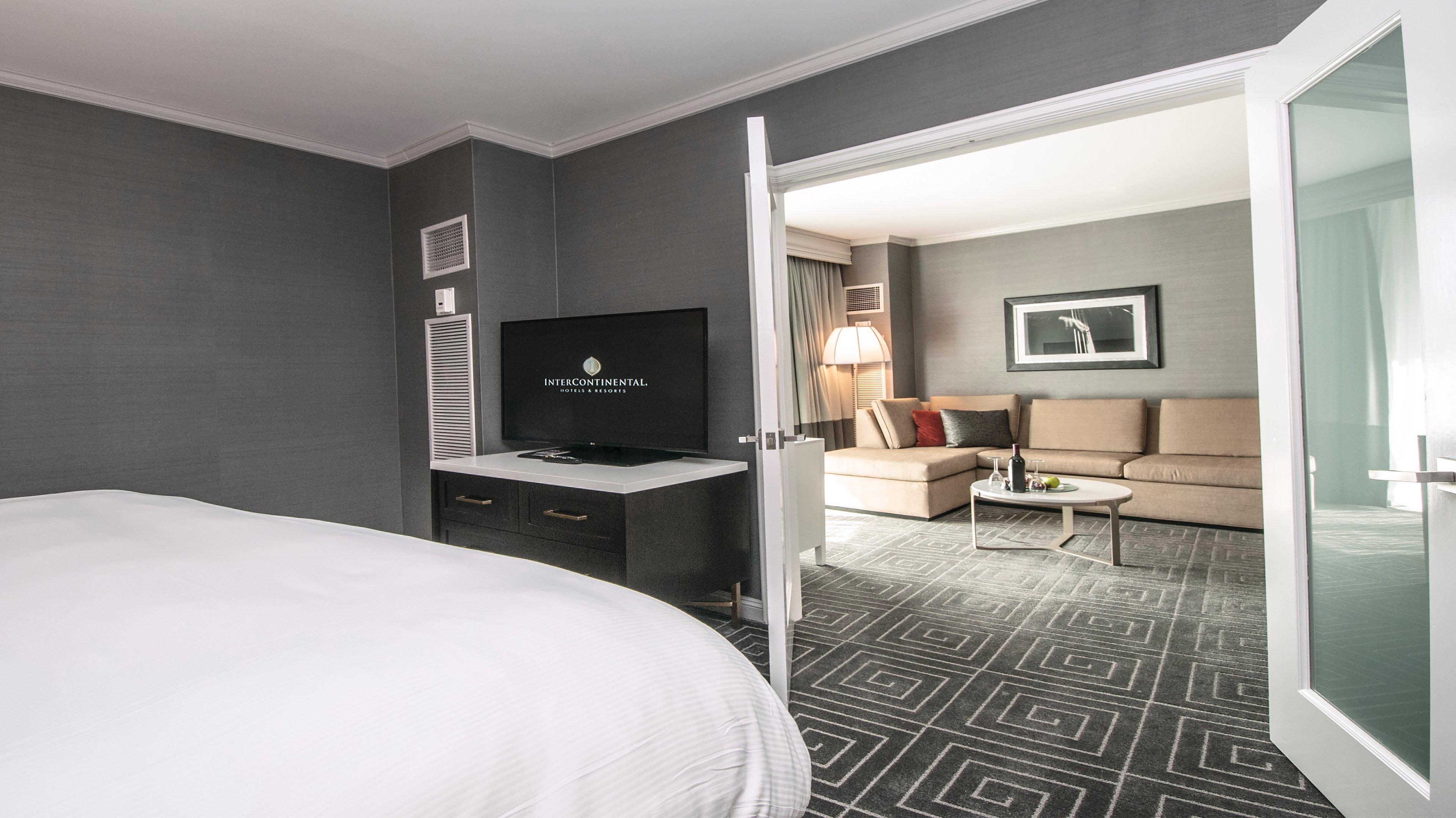 อินเตอร์คอนติเนนตัล แคนซัสซิตี้ แอท เดอะพลาซา Hotel ภายนอก รูปภาพ